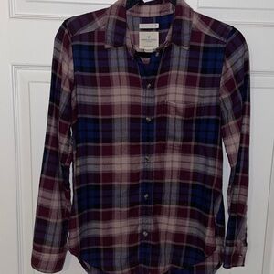 American Eagle Outfitters Ahh-Mazingly Soft Boyfriend Fit flannel shirt. Size XS